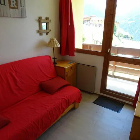 Pour 4 A Vallandry, Proche Des Pistes Avec Tv Et Balcon - Fr-1-411-277 Apartment